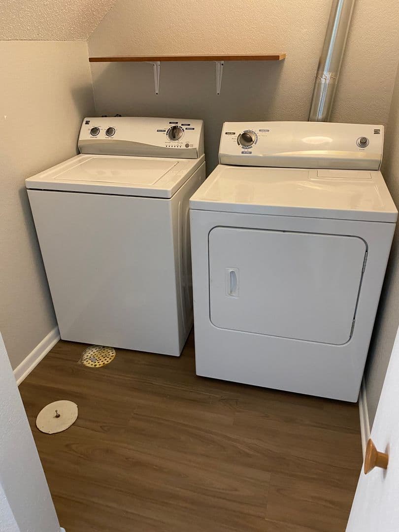 Austin Apartment: 3rd St SE
