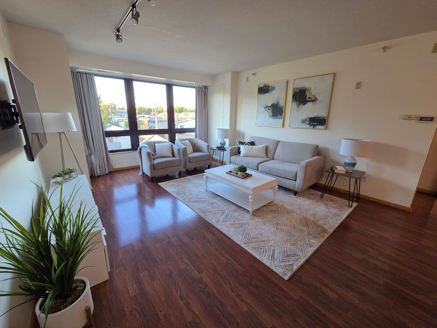 Richfield Condo: 7601 Aldrich Ave S