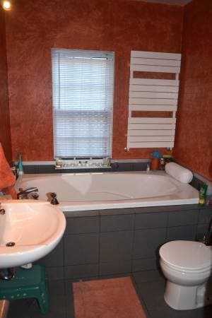 Minneapolis Apartment: 2921 Sunset Blvd