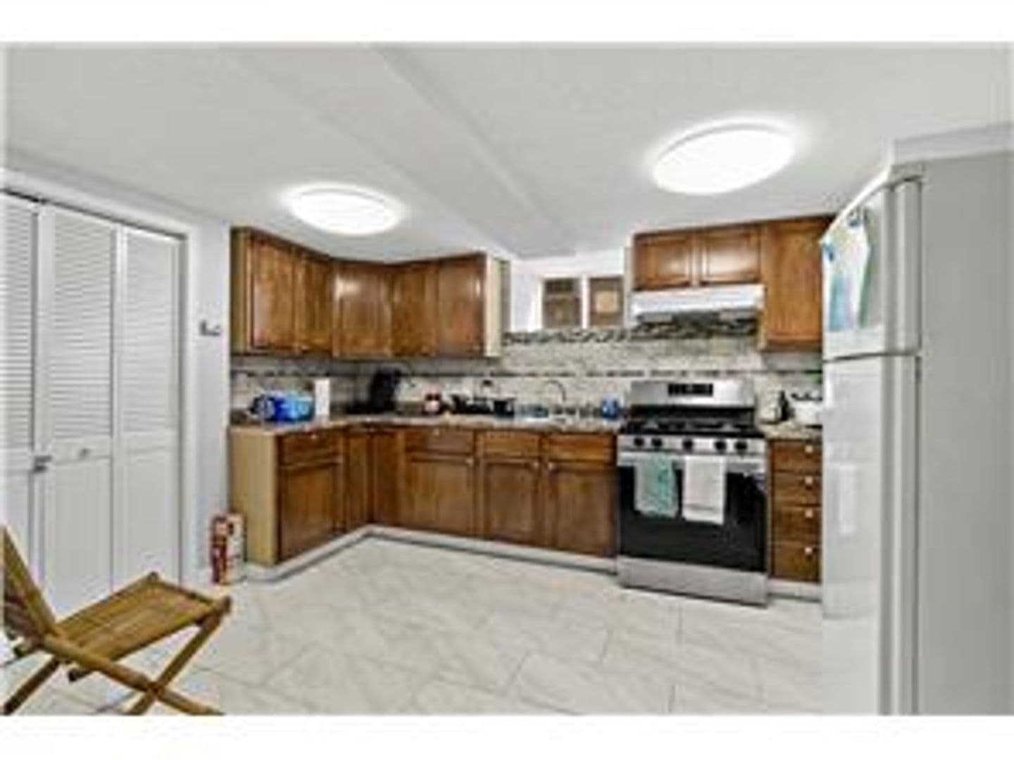 Minneapolis Apartment: 2928 Emerson Ave N