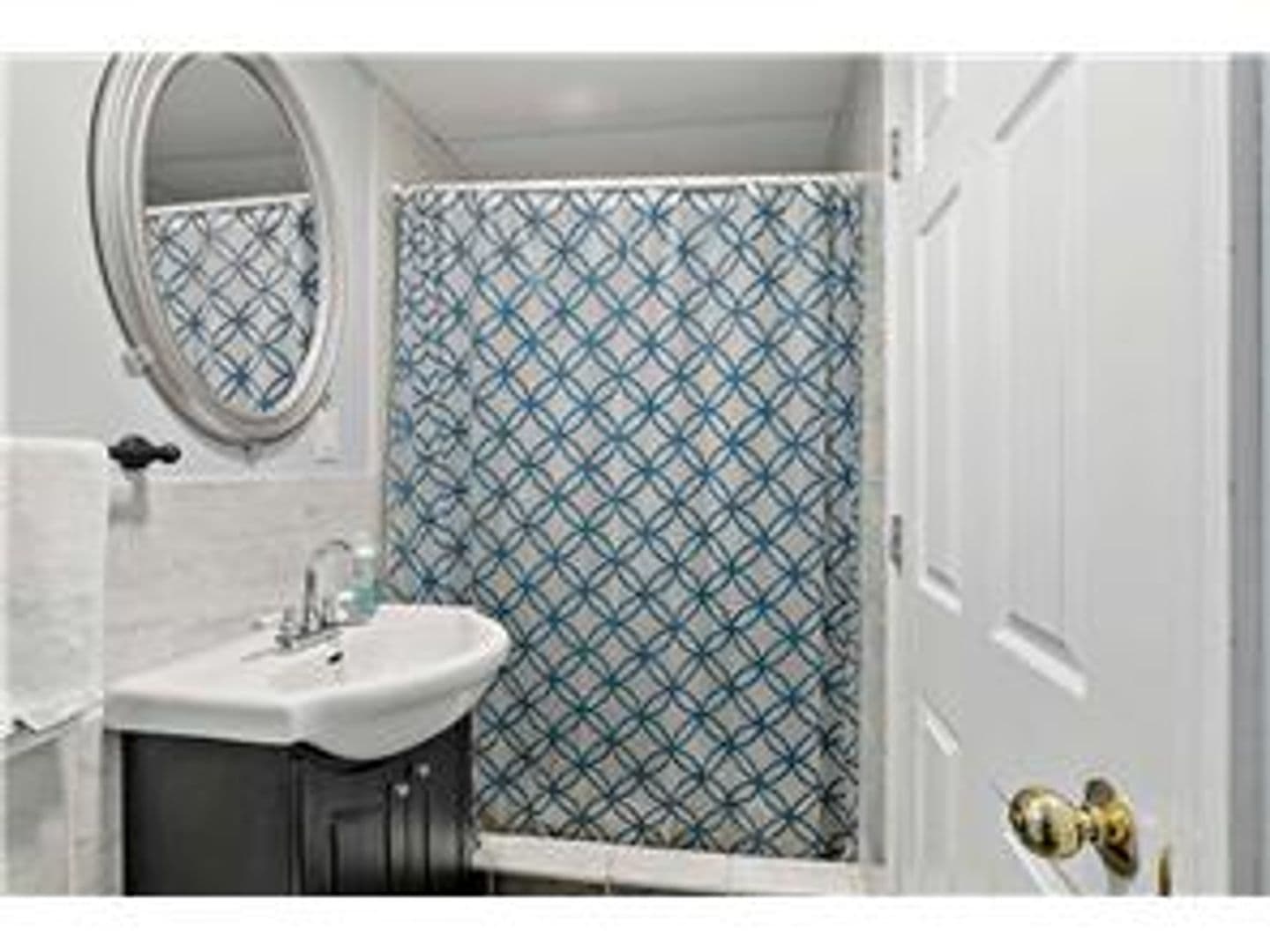 Minneapolis Apartment: 2928 Emerson Ave N