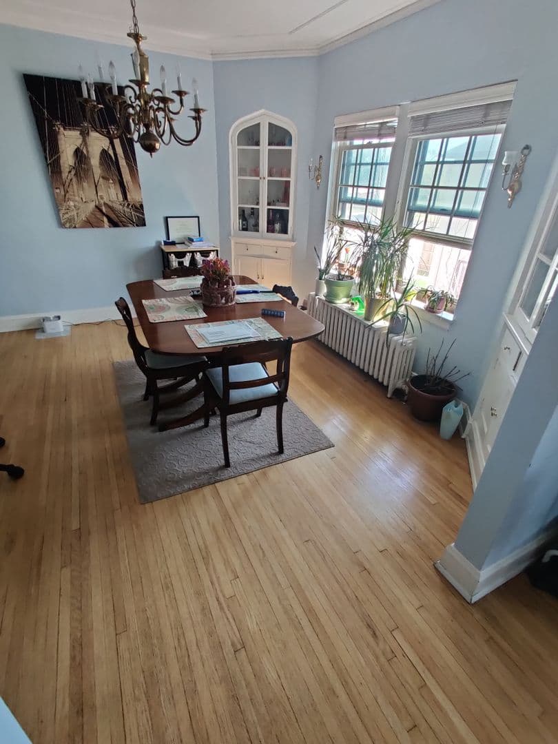 Minneapolis Apartment: 2921 Sunset Blvd