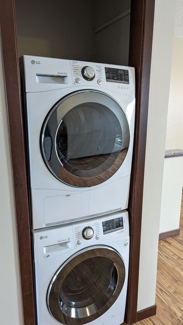 Austin Apartment: 2nd Drive NE