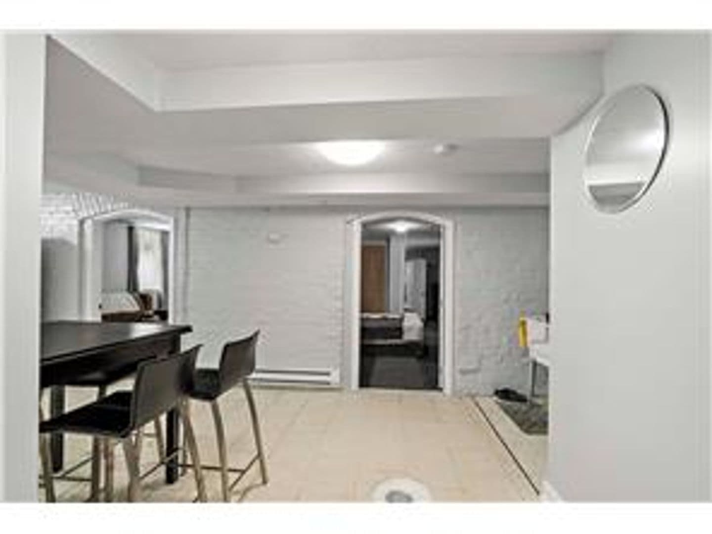 Minneapolis Apartment: 2928 Emerson Ave N