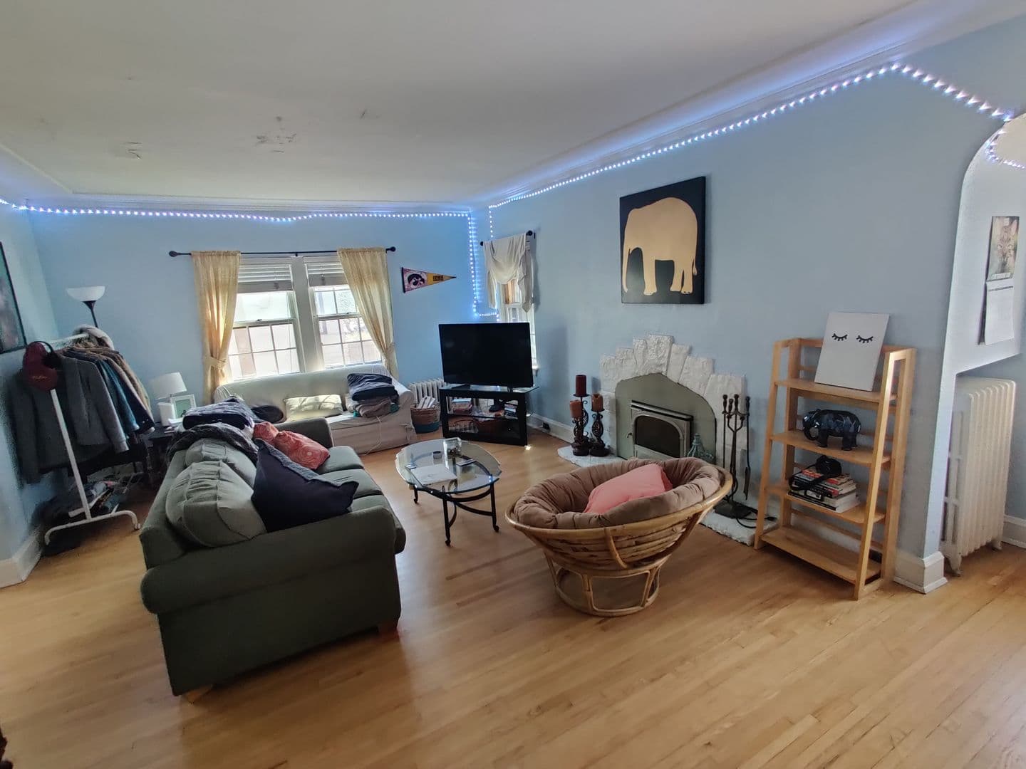 Minneapolis Apartment: 2921 Sunset Blvd