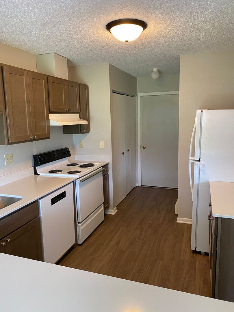 Austin Apartment: 3rd St SE