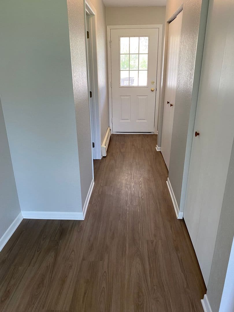Austin Apartment: 3rd St SE