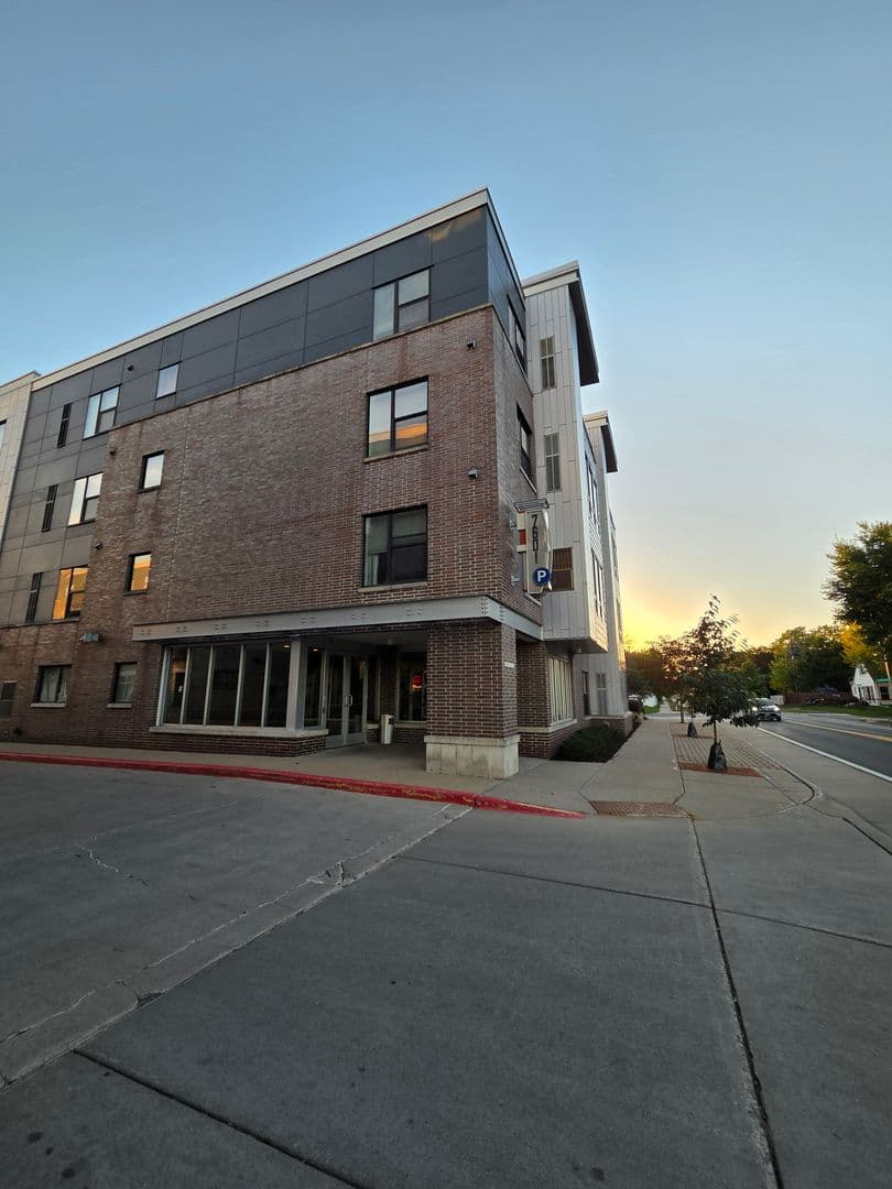 Richfield Condo: 7601 Aldrich Ave S