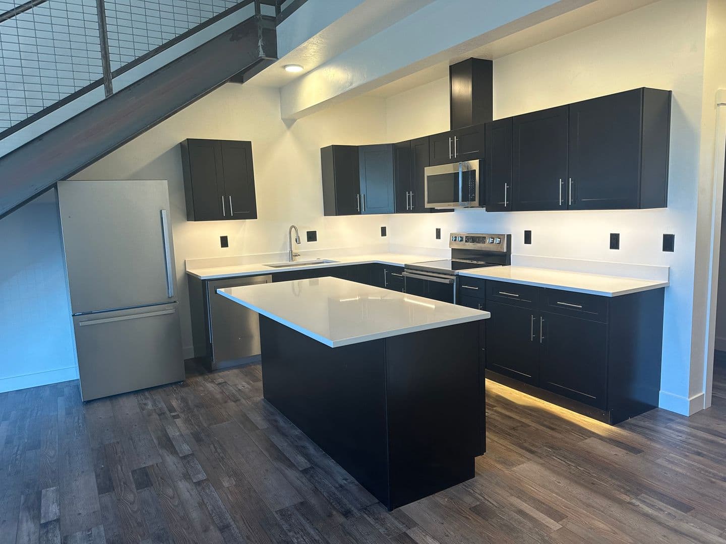 Redmond Apartment: 1441 NW 4th Street