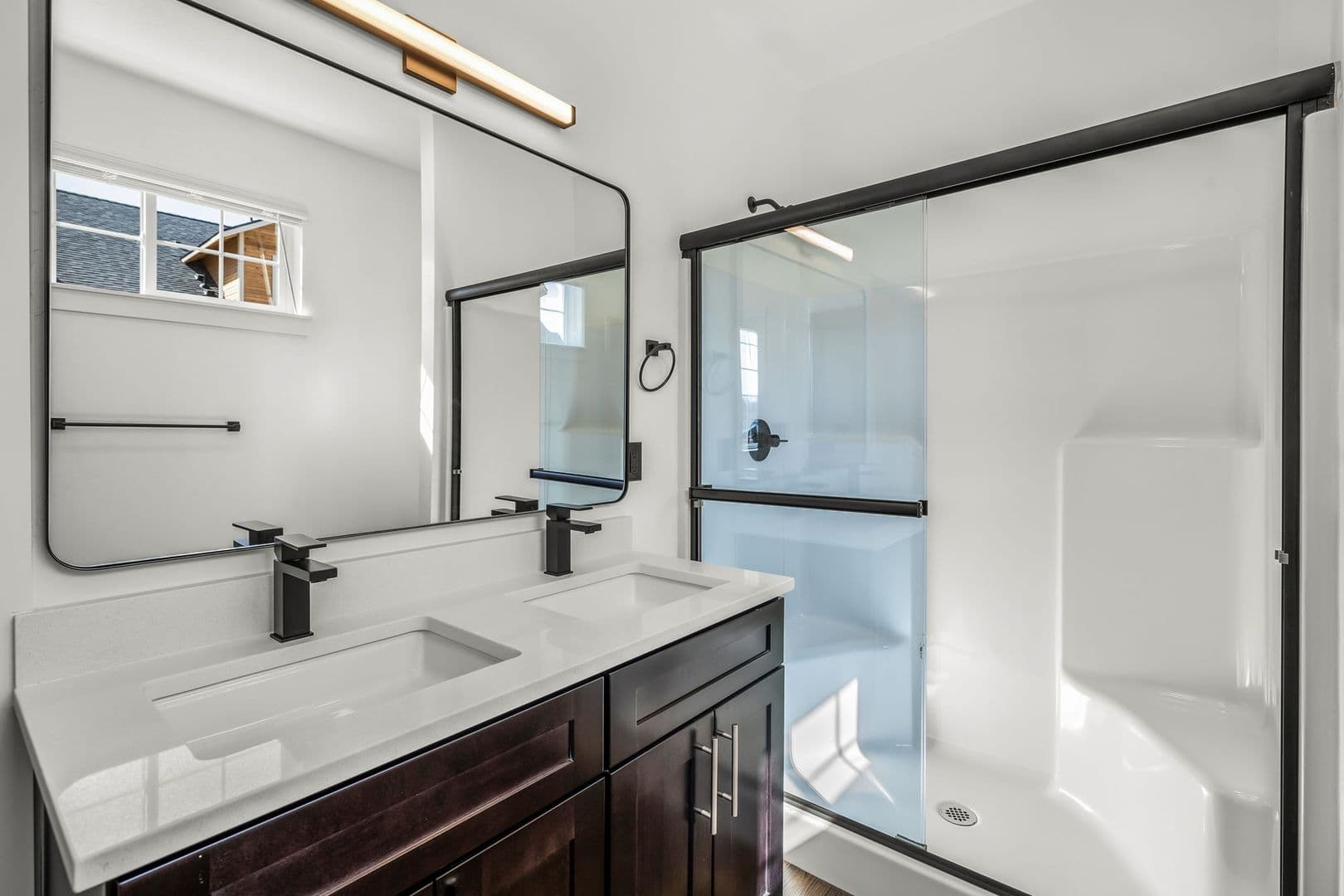 Redmond Apartment: 1441 NW 4th Street