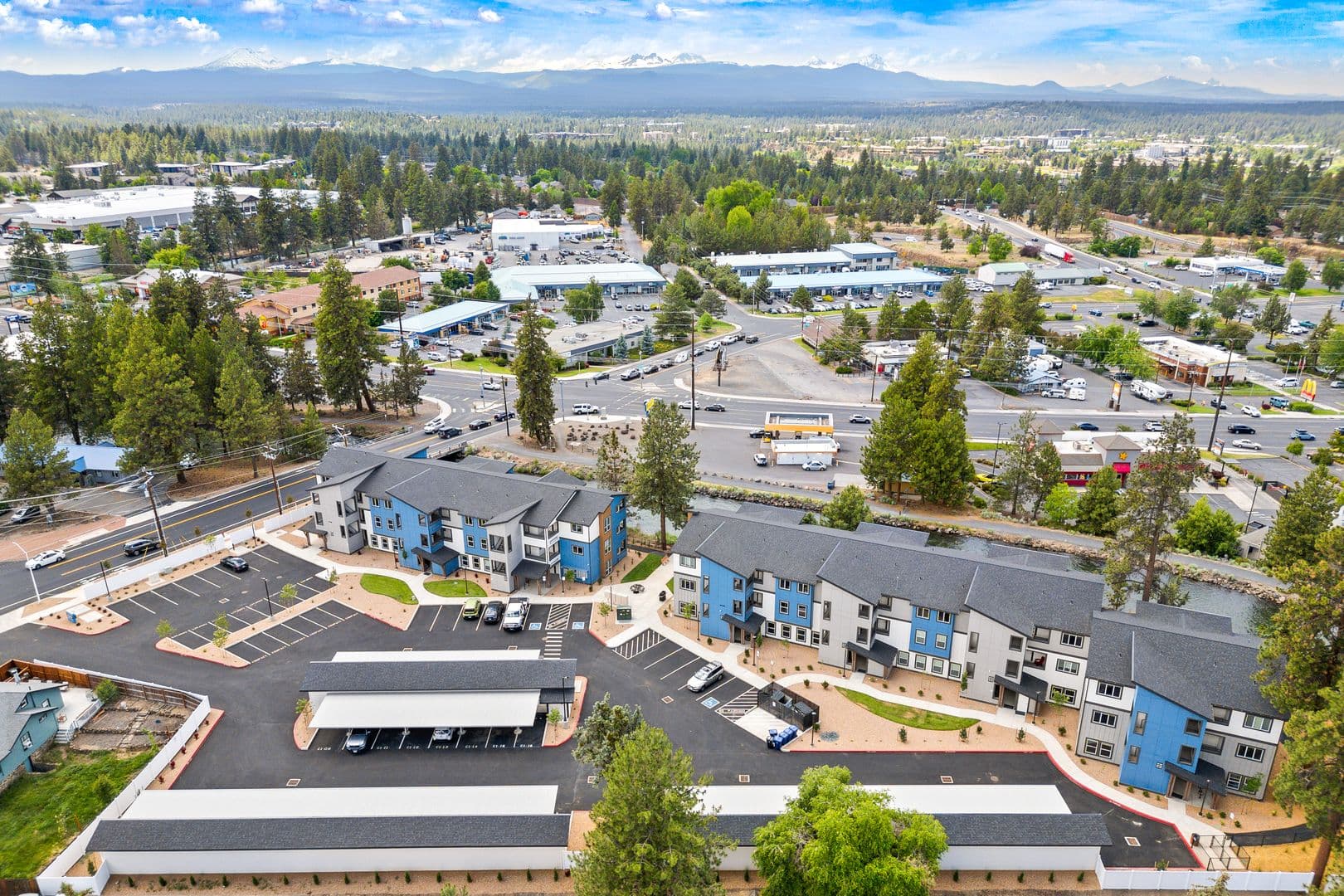 Bend Apartment: 61580 Brosterhous Rd