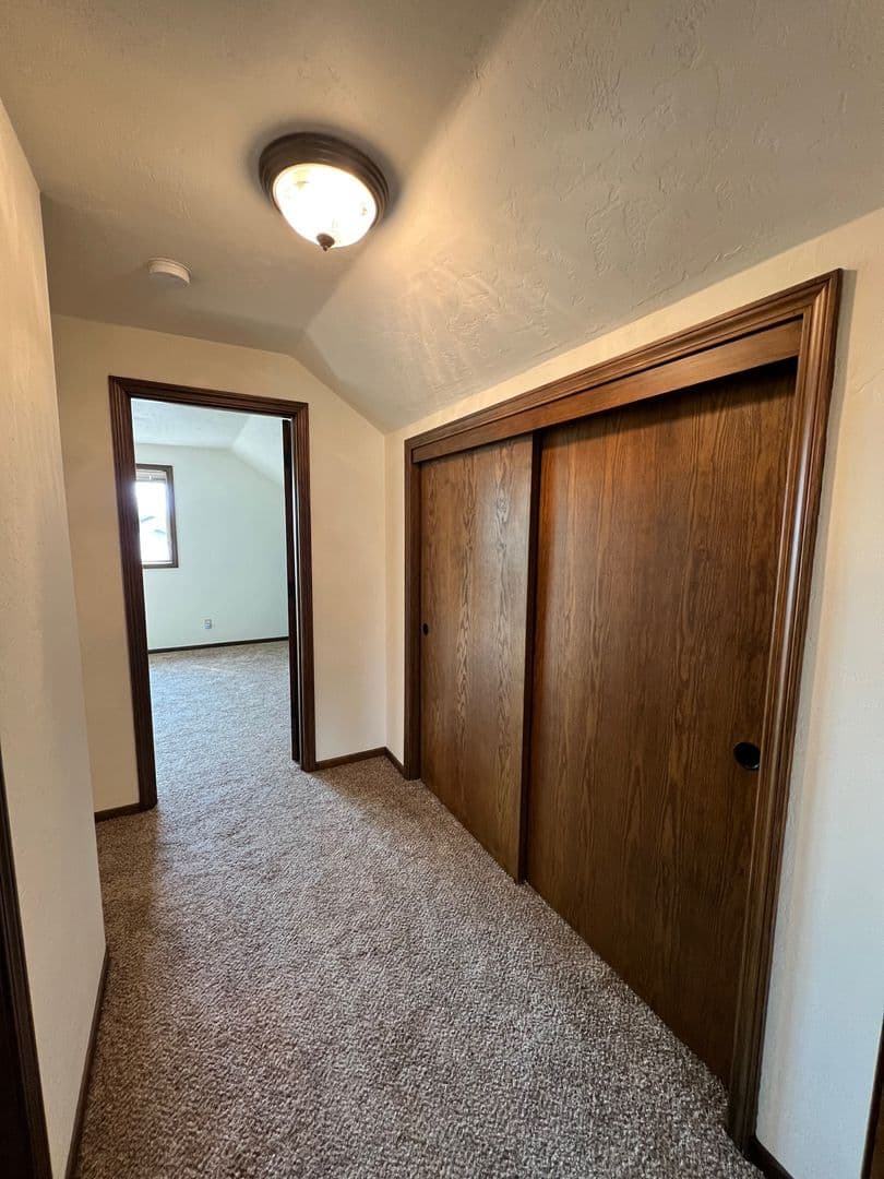Powell Butte House: 8062 SW Copley Road