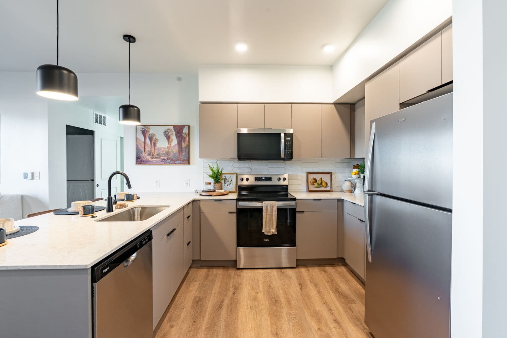 Bend Apartment: 20040 SE Easton Pl