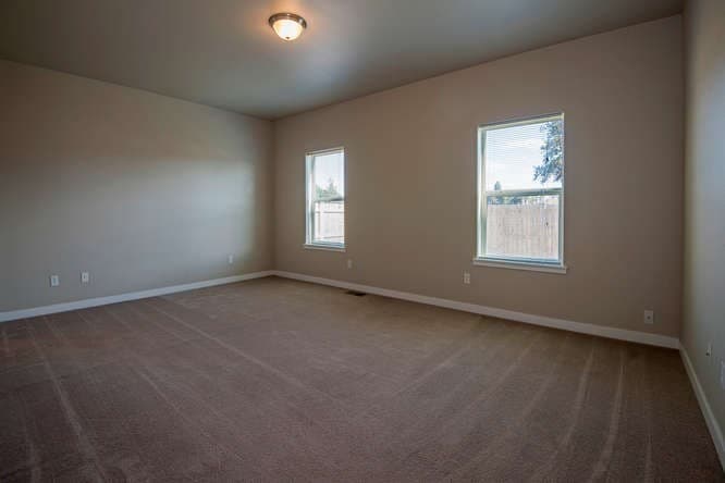 Bend House: 21187 Philly Ave