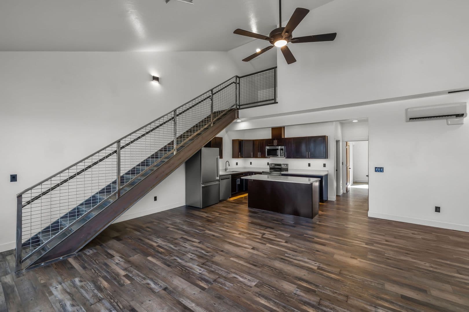 Redmond Apartment: 1431 NW 4th Street
