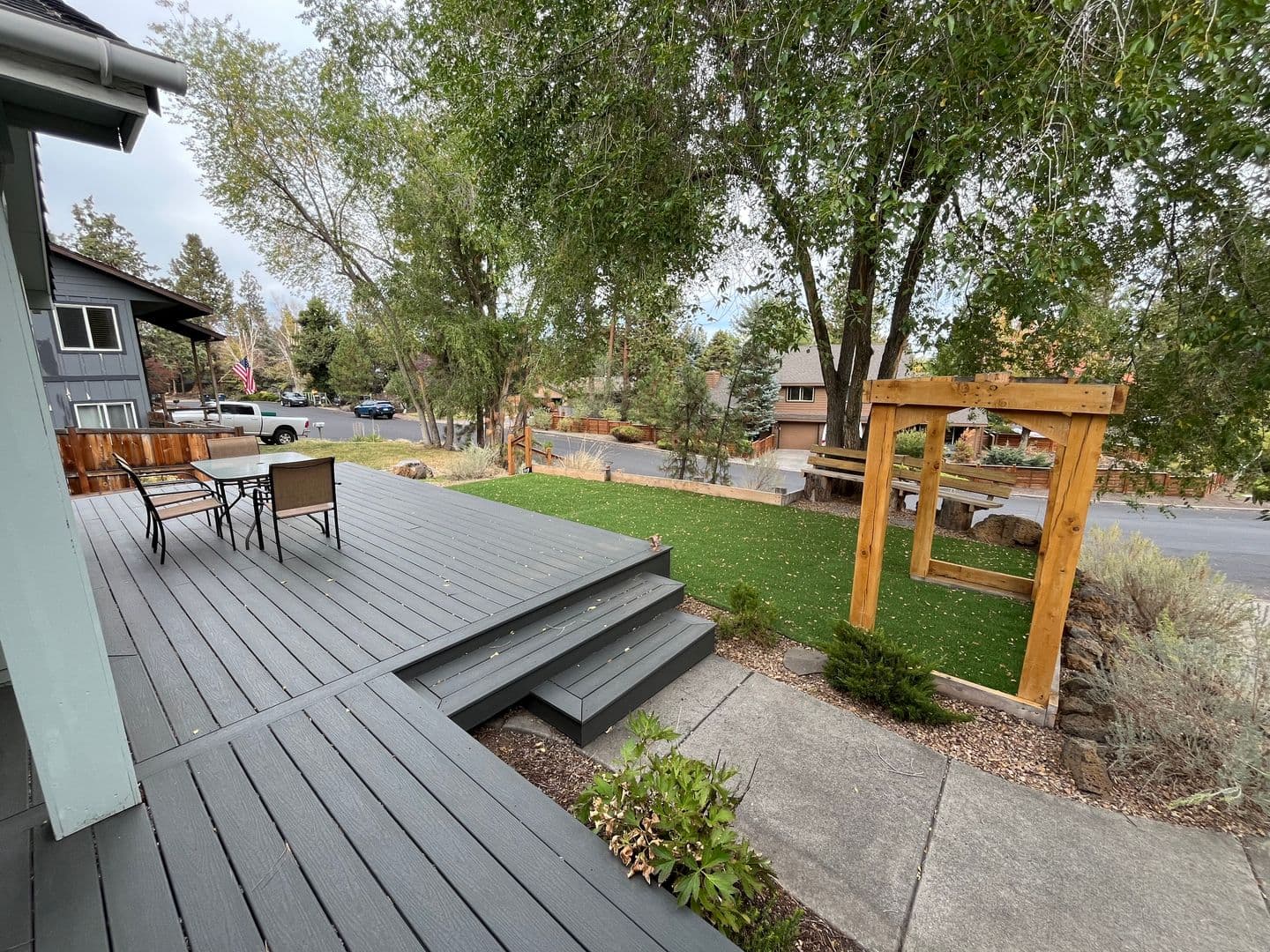 Bend House: 2807 NE Lotno Drive