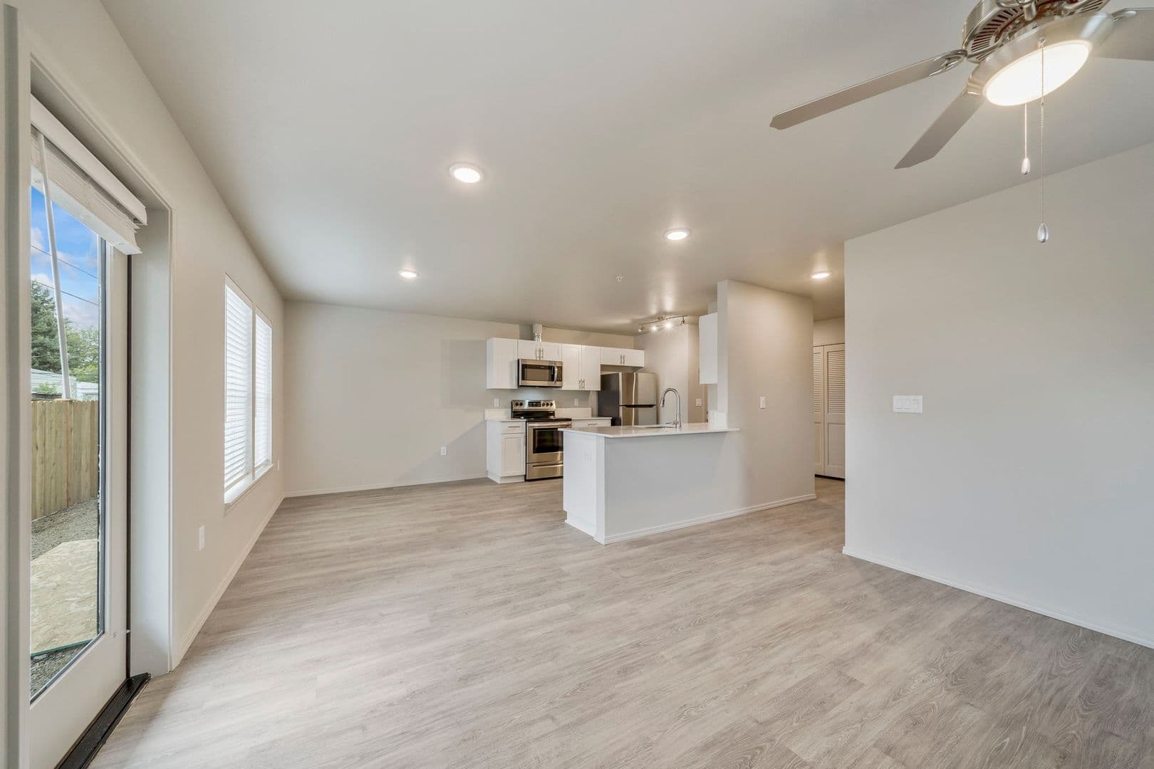 Redmond Apartment: 1848 SW 15th Street