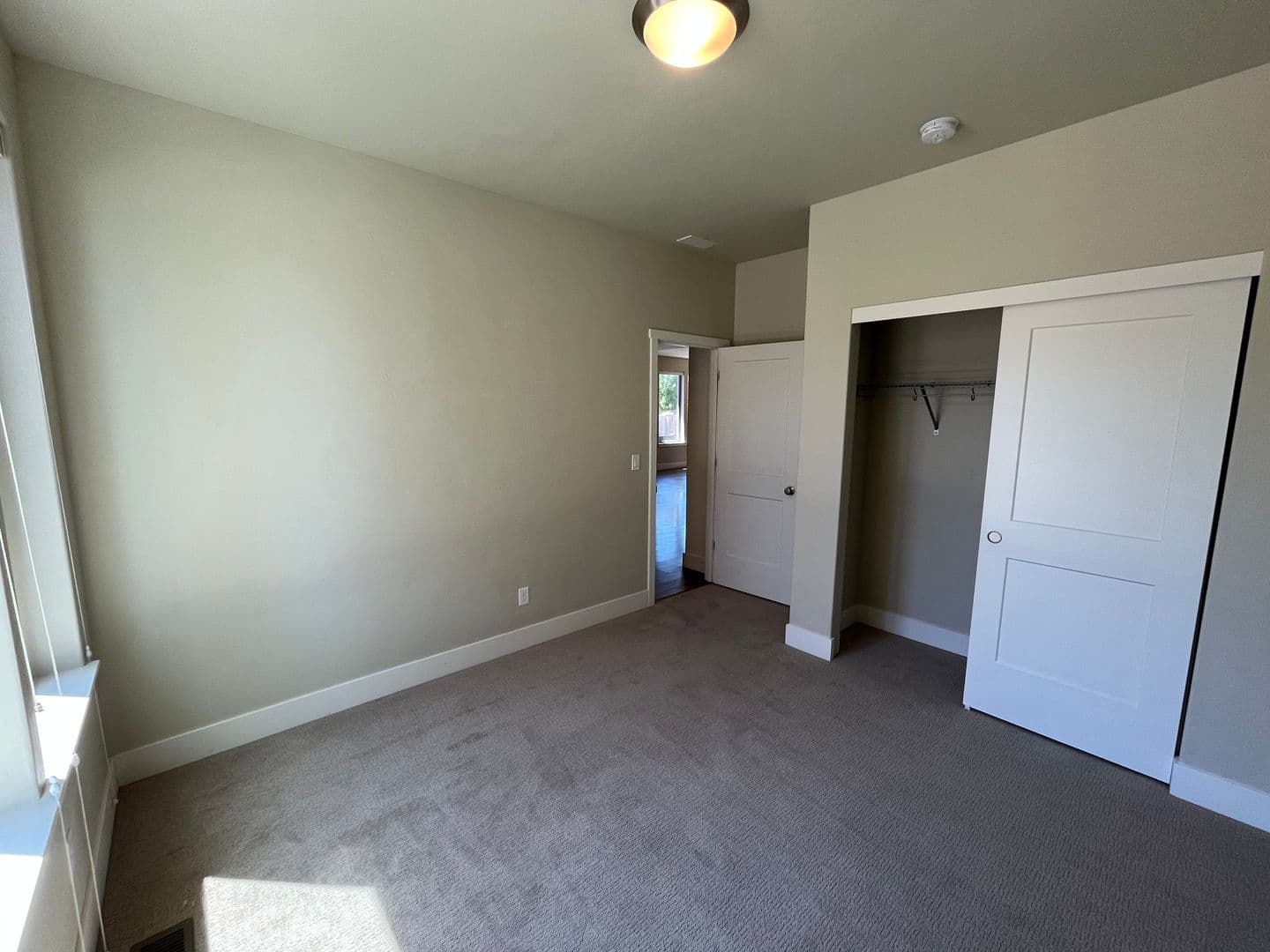 Bend House: 63136 NW Via Cambria