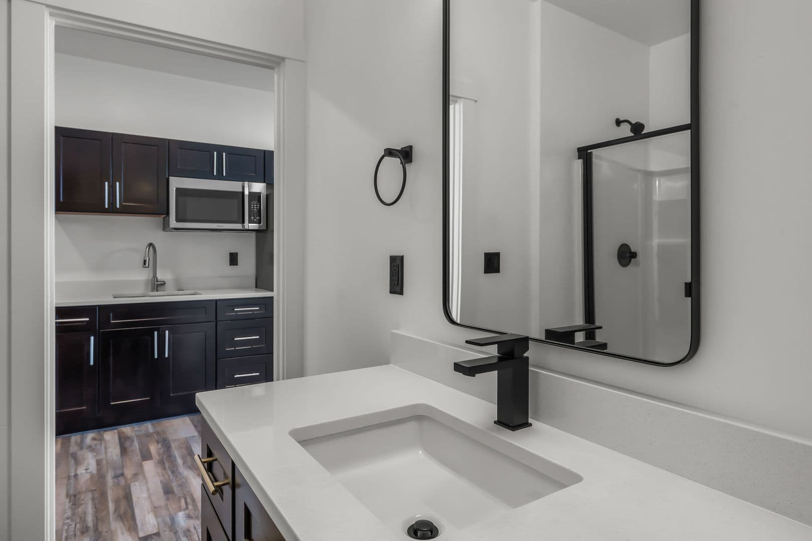 Redmond Apartment: 1441 NW 4th Street