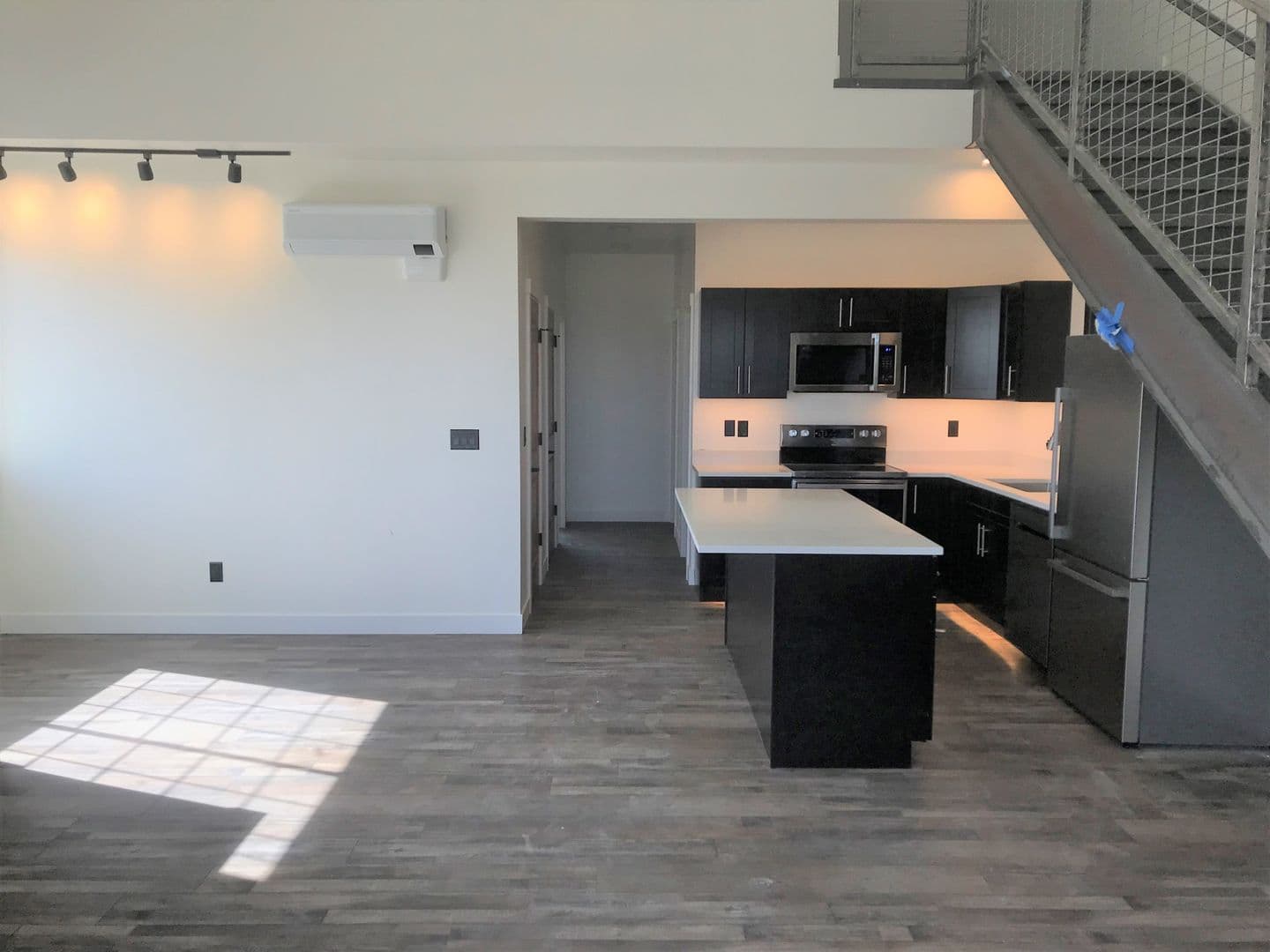 Redmond Apartment: 1431 NW 4th Street