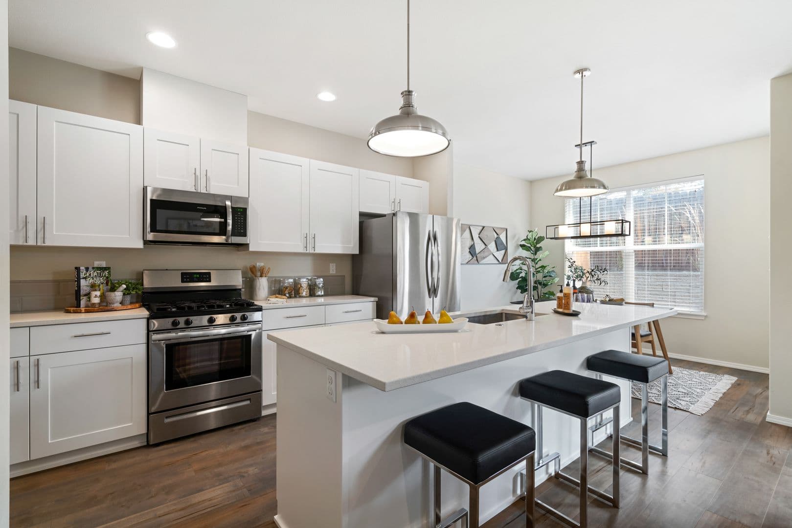 Bend Townhome: 2376 NE 6th St