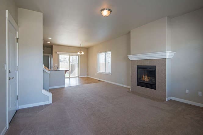 Bend House: 21187 Philly Ave