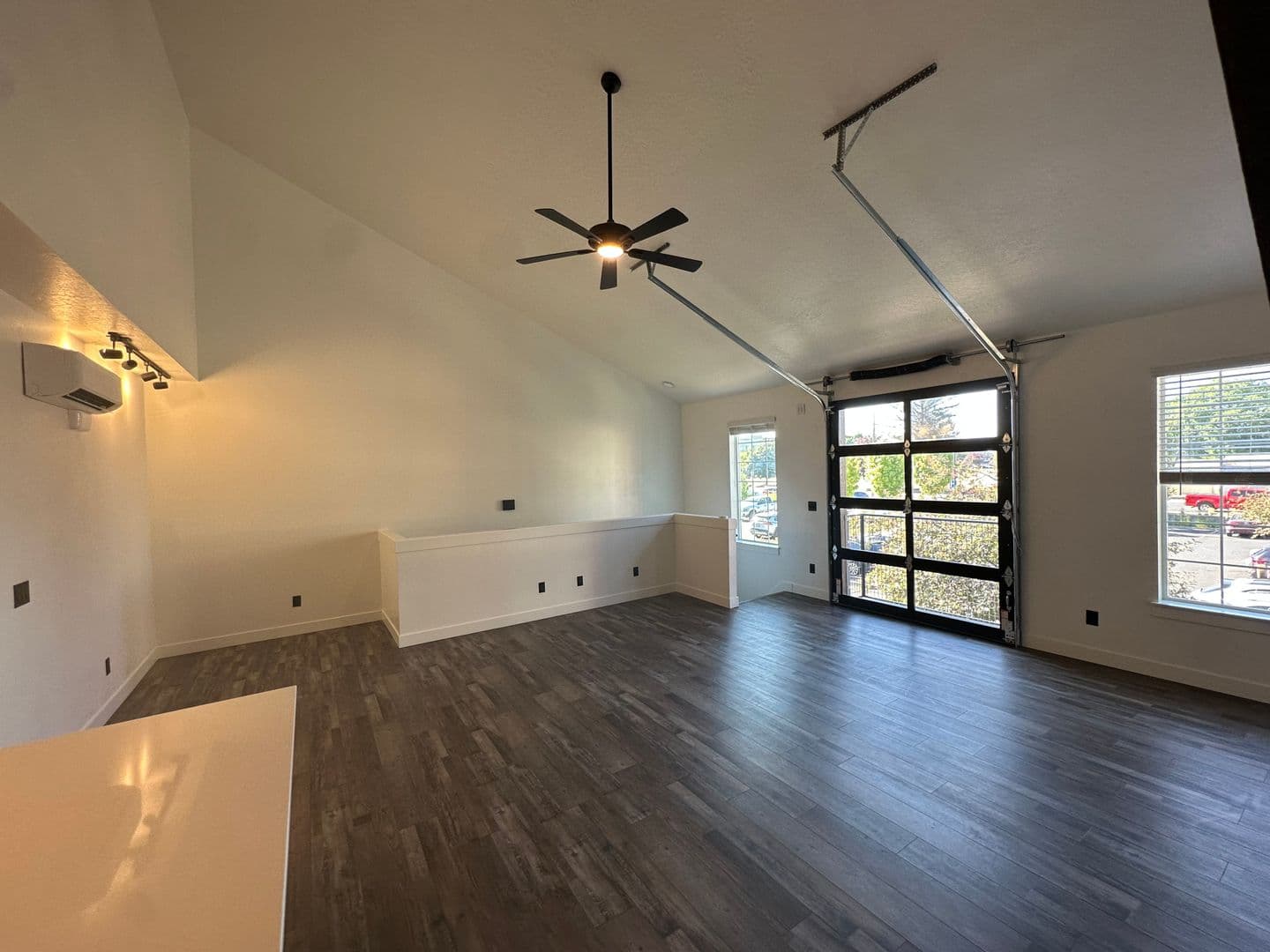 Redmond Apartment: 1431 NW 4th Street