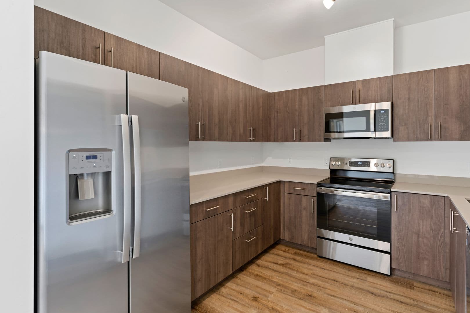 Bend Apartment: 144 SW Crowell Way