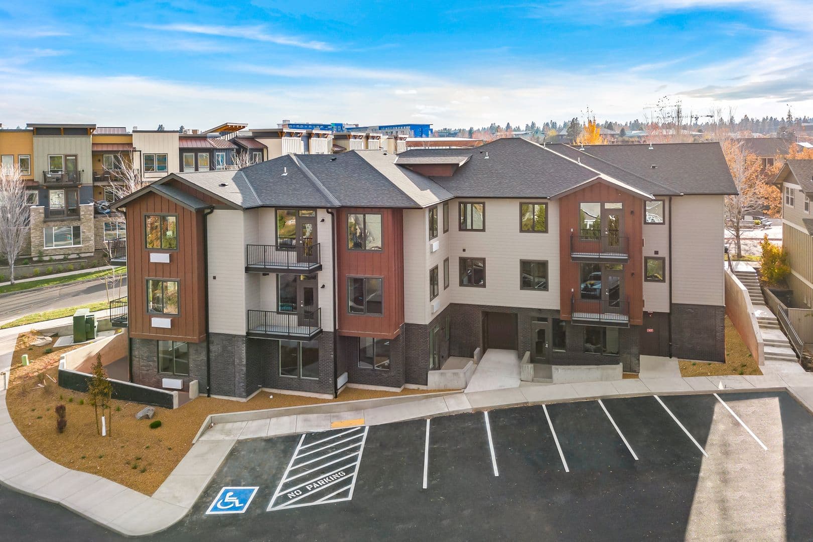 Bend Apartment: 144 SW Crowell Way