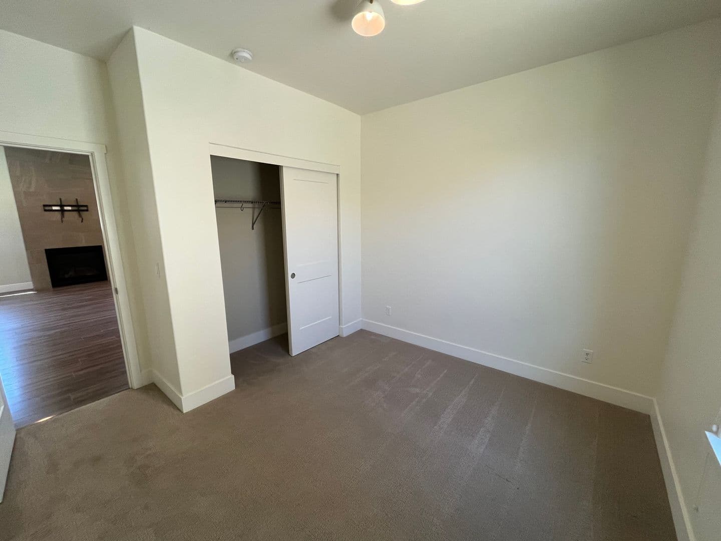 Bend House: 63136 NW Via Cambria