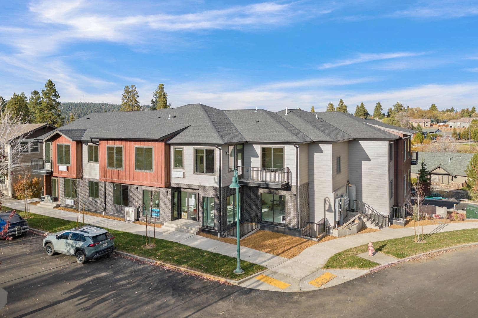 Bend Apartment: 144 SW Crowell Way