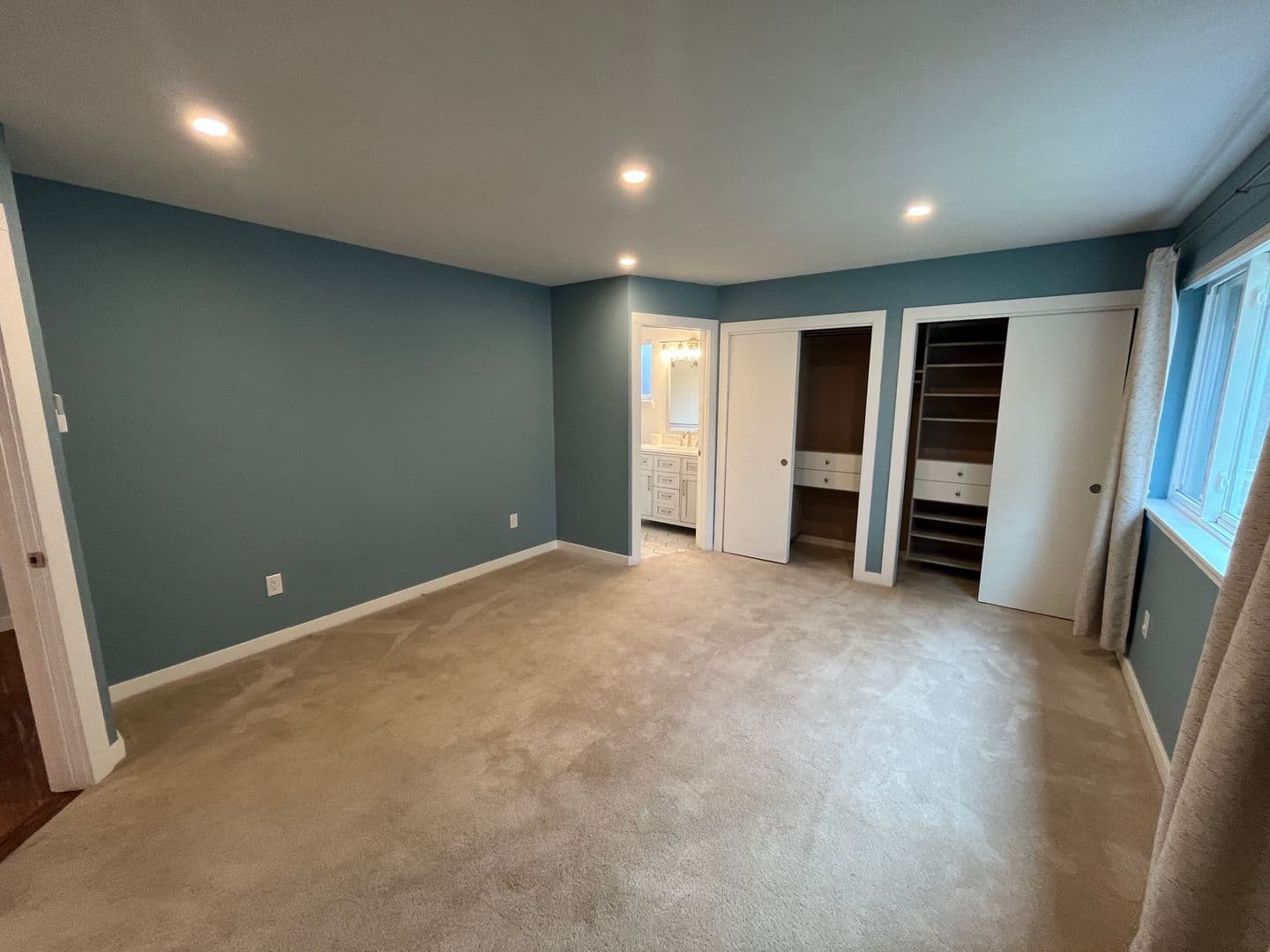 Bend House: 2807 NE Lotno Drive