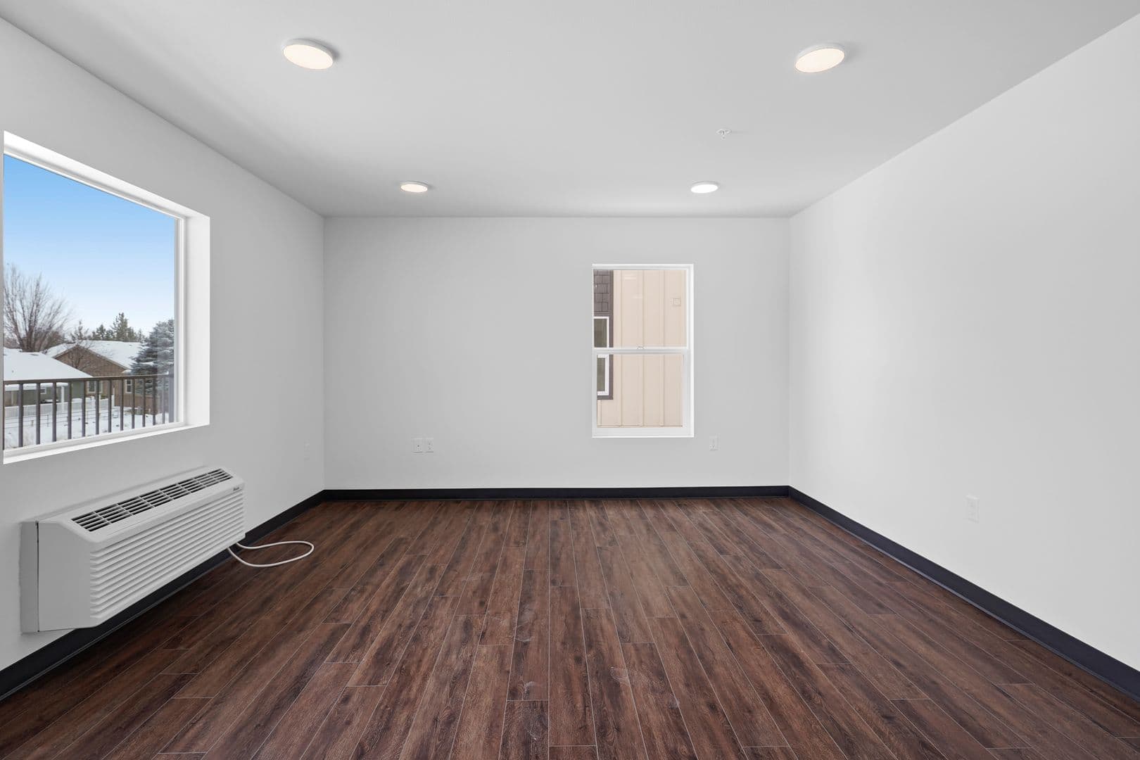 Redmond Apartment: 3770 SW Canal Blvd
