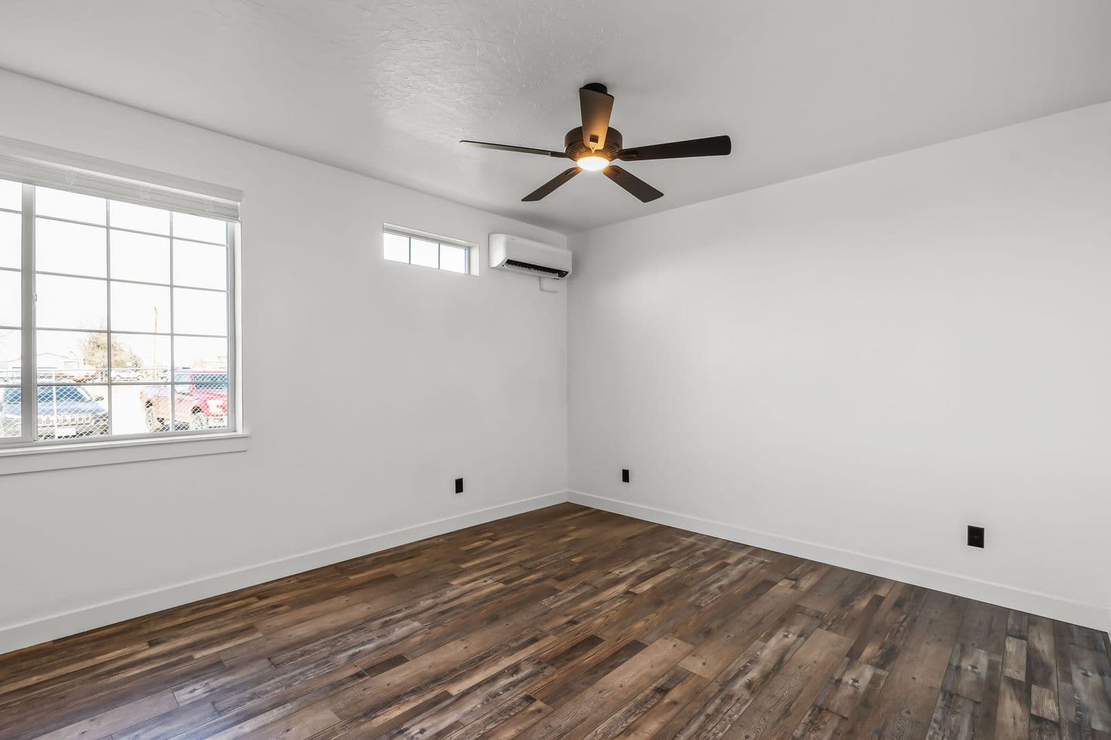 Redmond Apartment: 1441 NW 4th Street