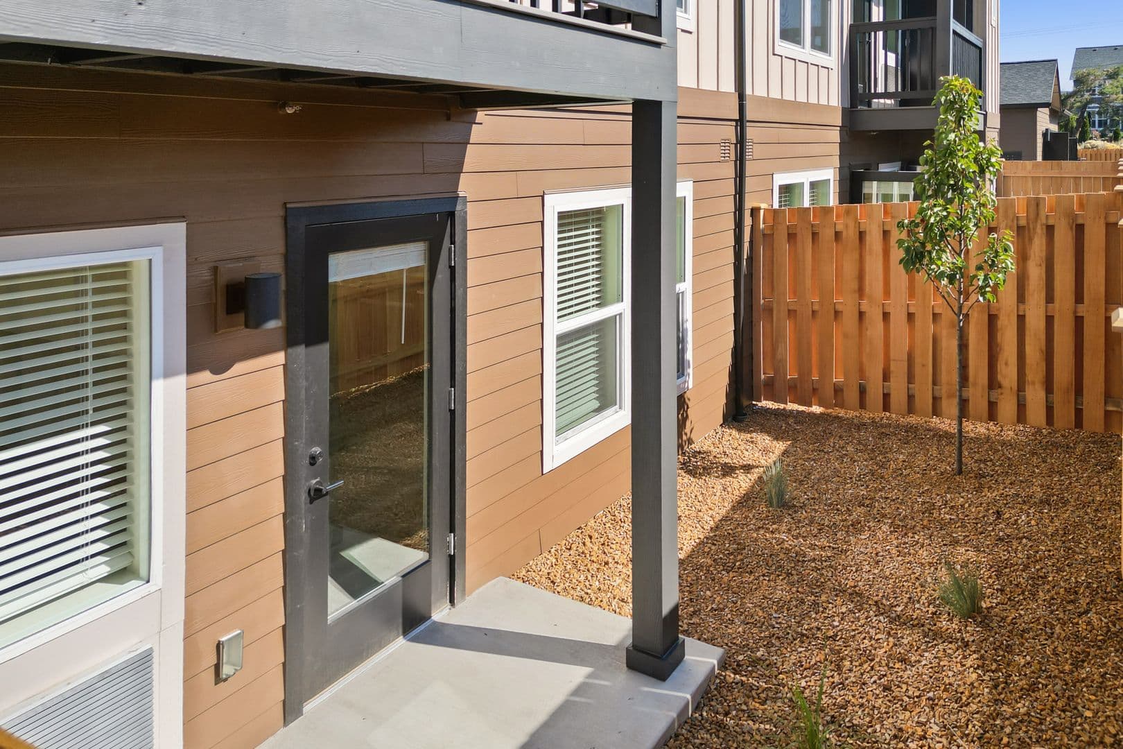 Bend Apartment: 369 SE Reed Market Road