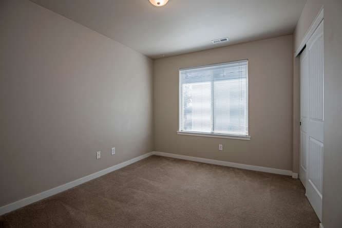 Bend House: 21187 Philly Ave