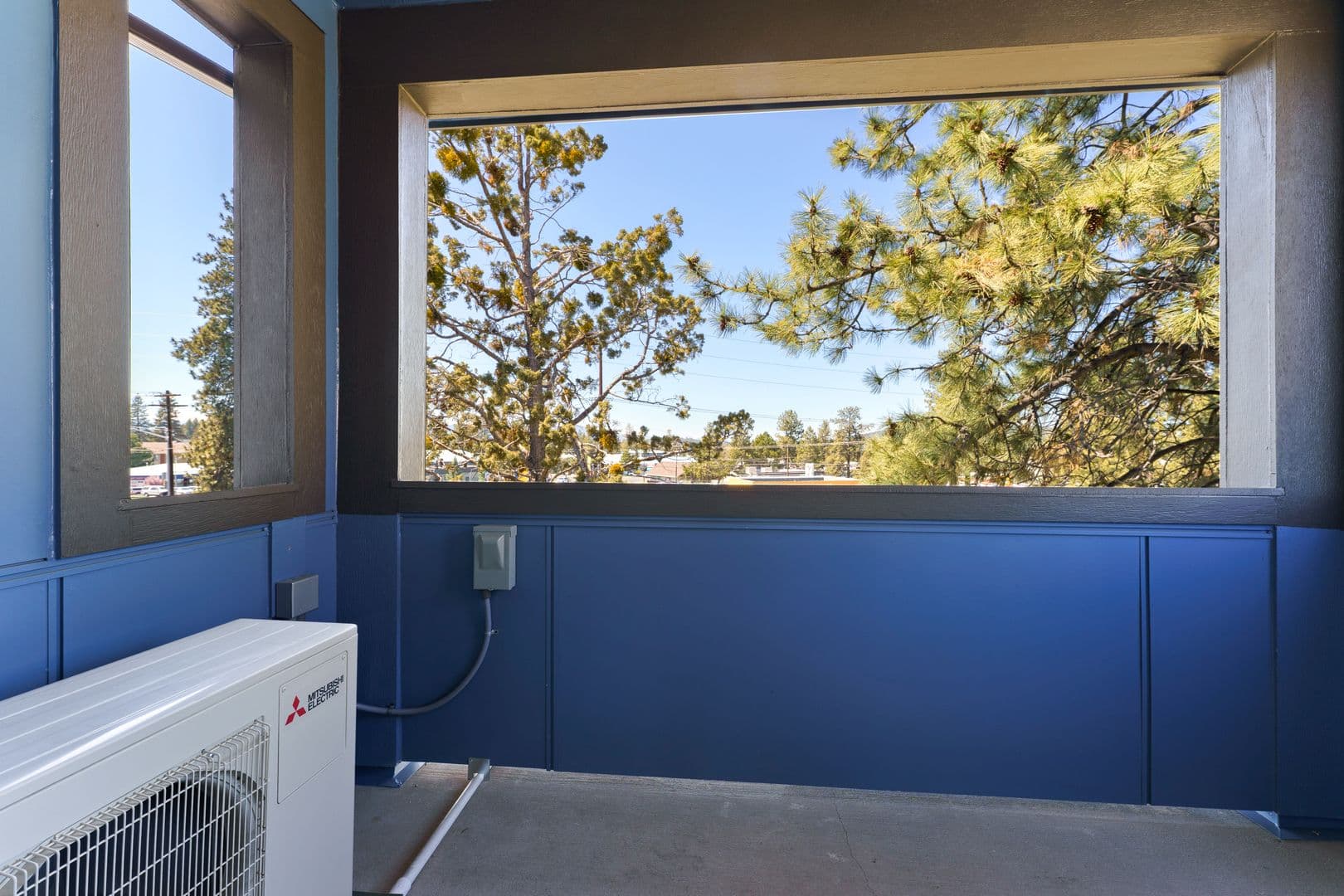 Bend Apartment: 61580 Brosterhous Rd