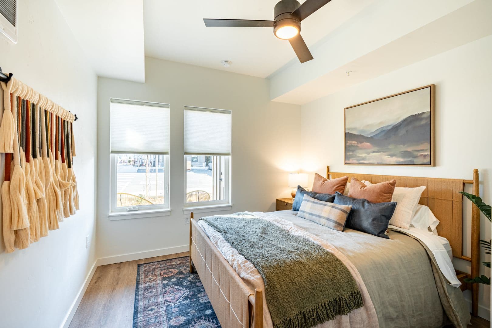 Bend Apartment: 20040 SE Easton Pl