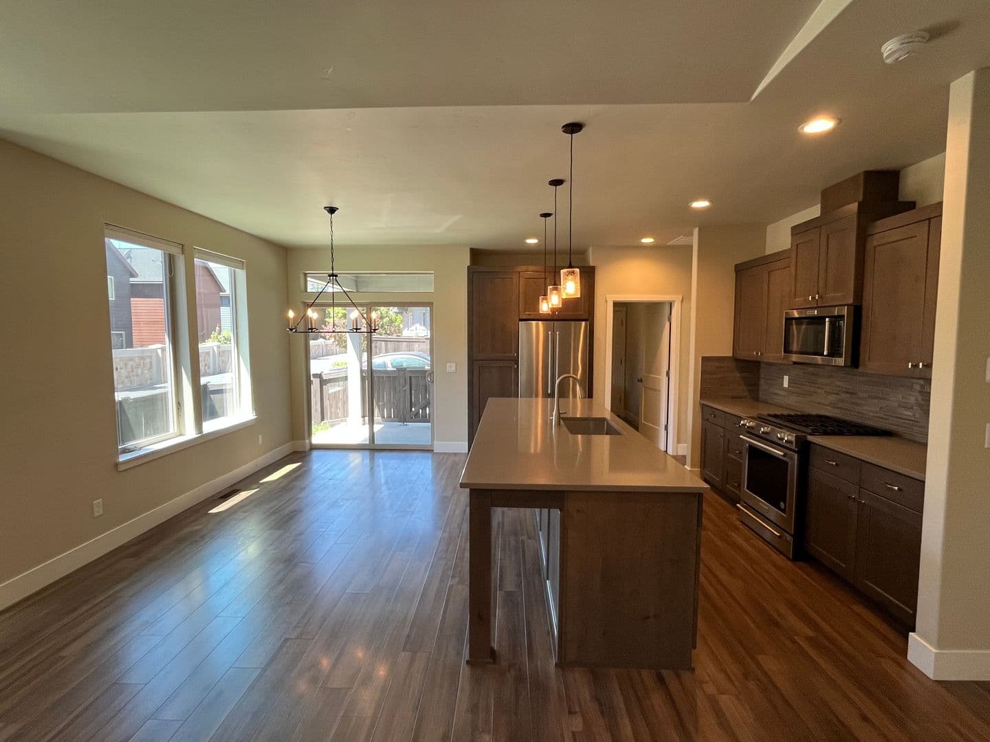Bend House: 63136 NW Via Cambria