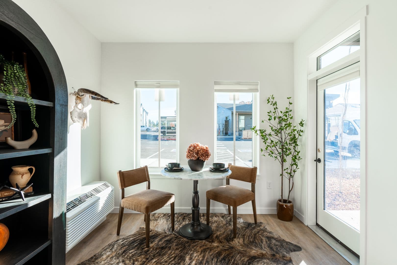 Bend Apartment: 20040 SE Easton Pl