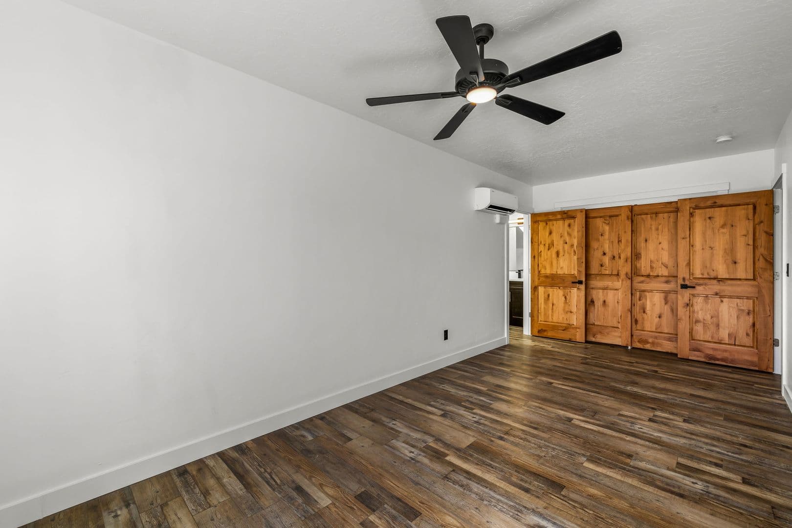 Redmond Apartment: 1441 NW 4th Street