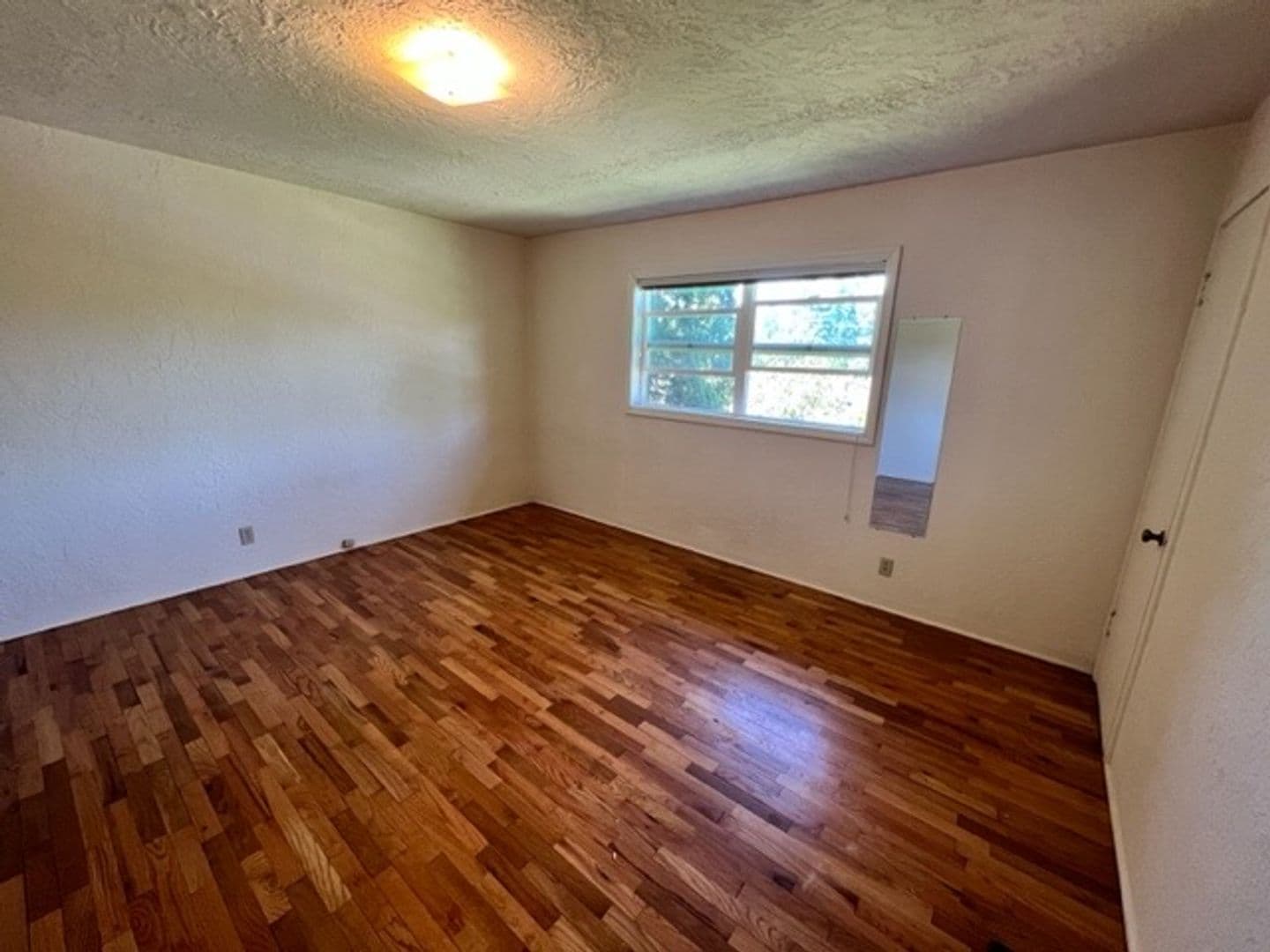 Bend Townhome: 913 NE Franklin Ave