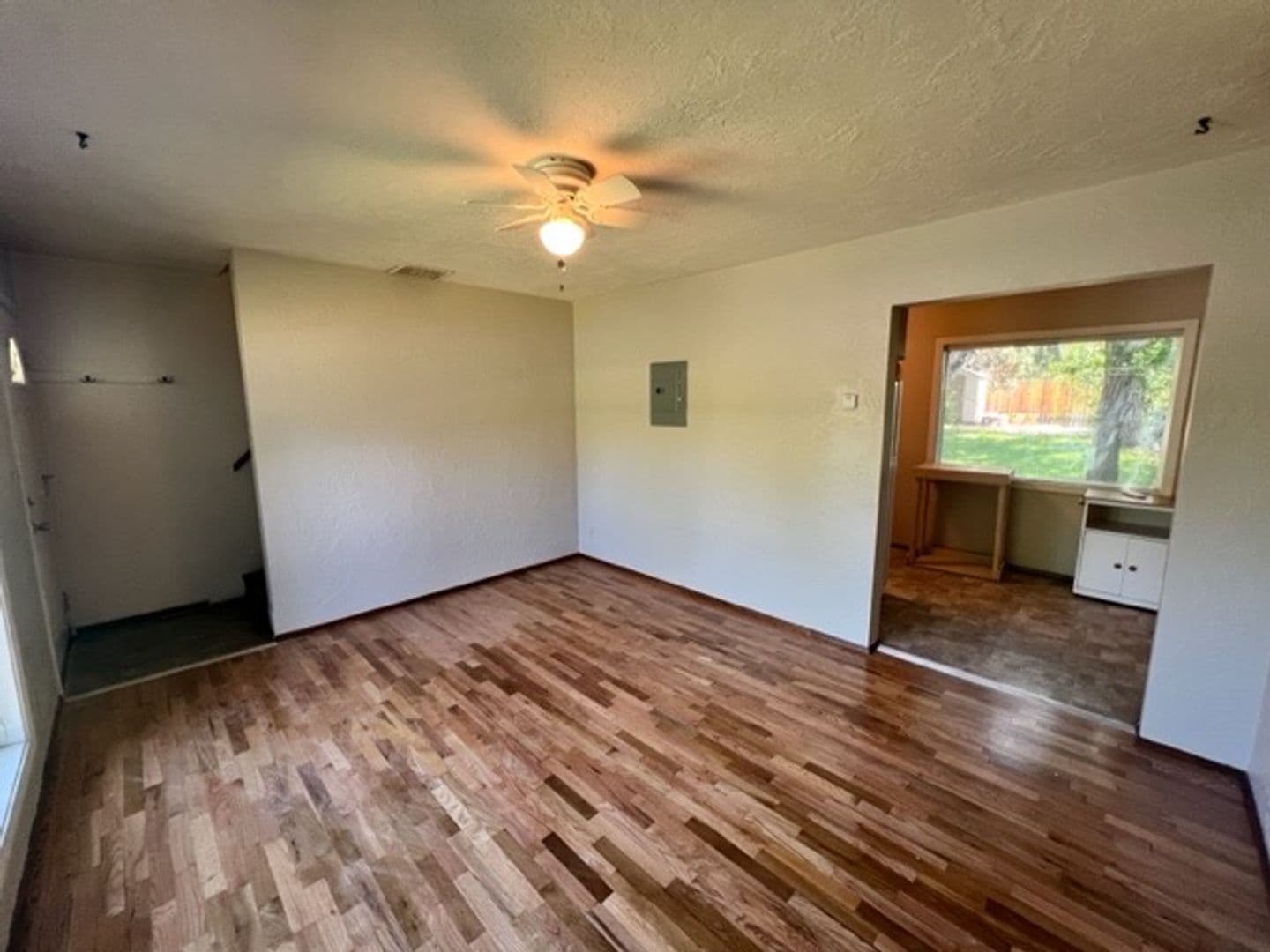 Bend Townhome: 913 NE Franklin Ave