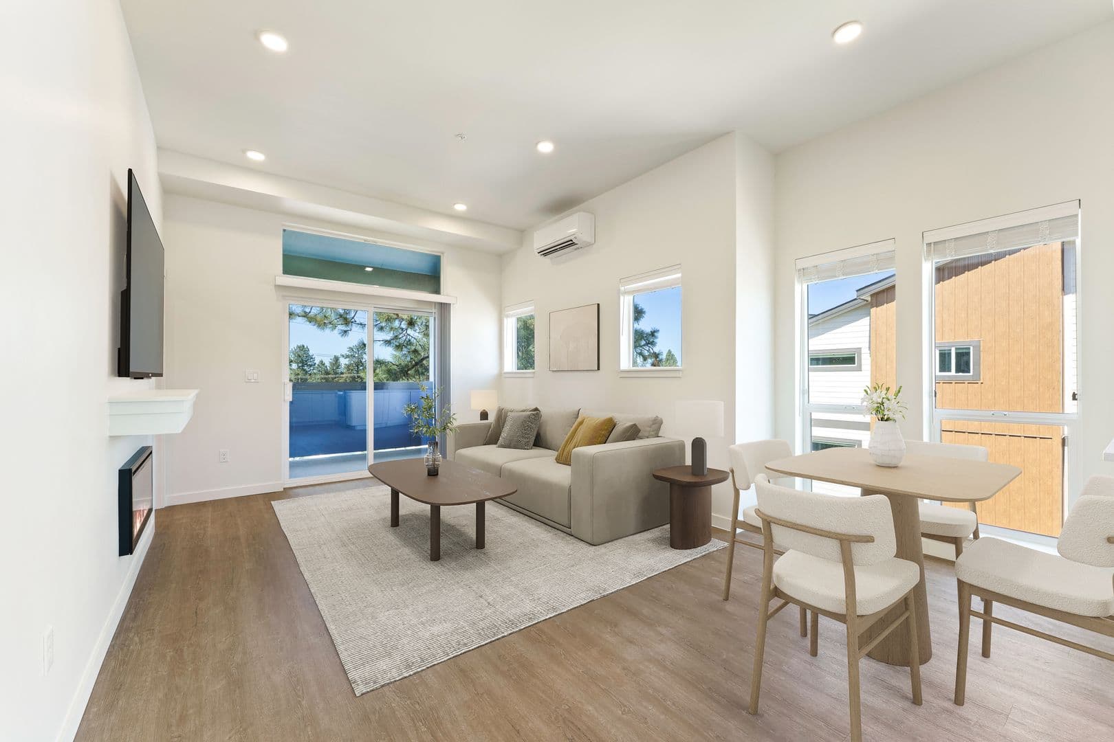 Bend Apartment: 61580 Brosterhous Rd