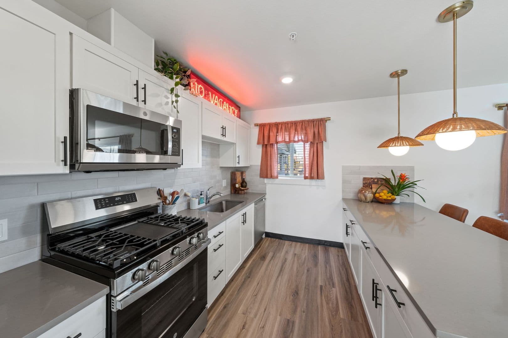 Redmond Apartment: 629 SW 5th Street
