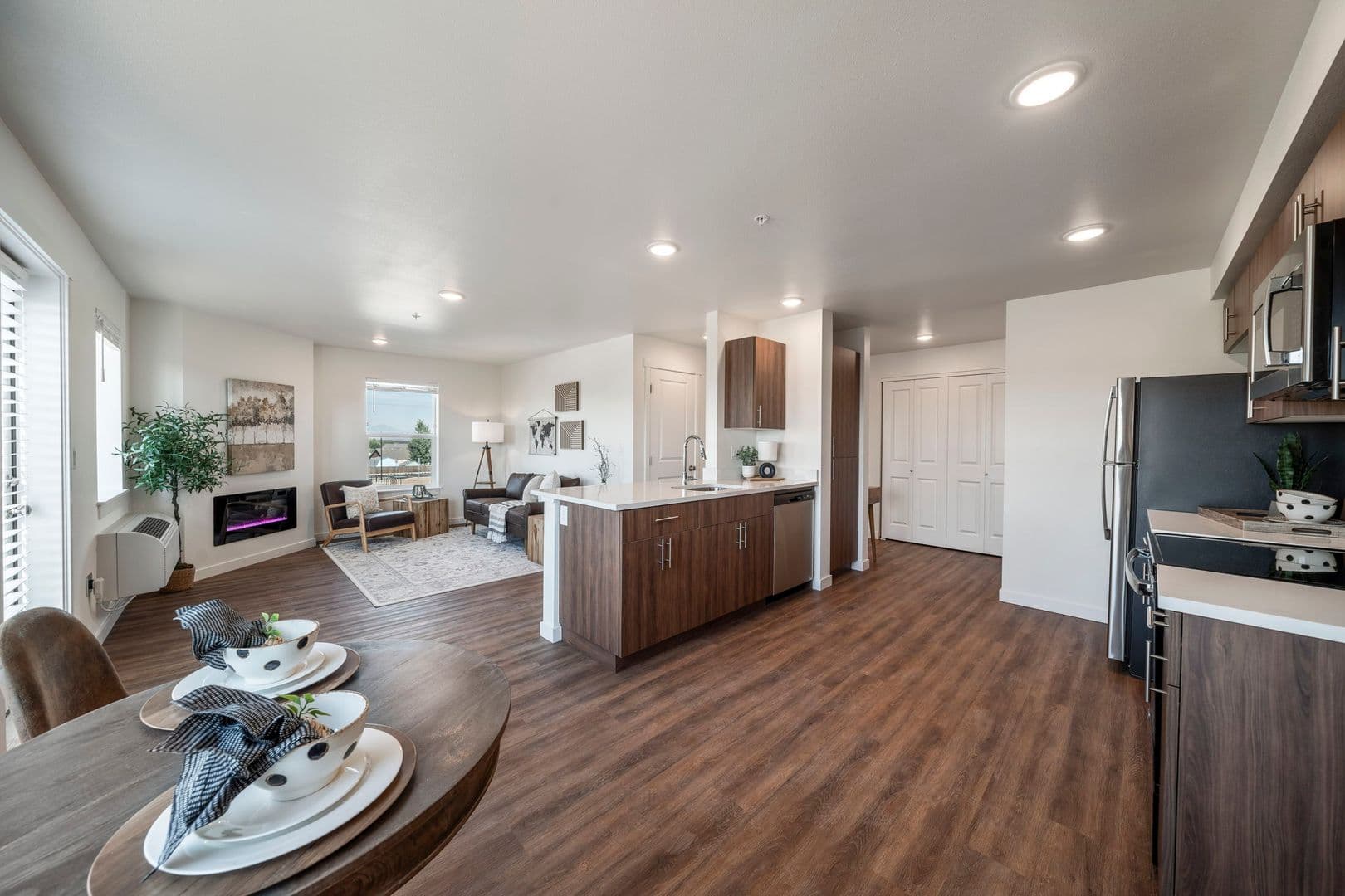 Redmond Apartment: 3025 NW 7th Street