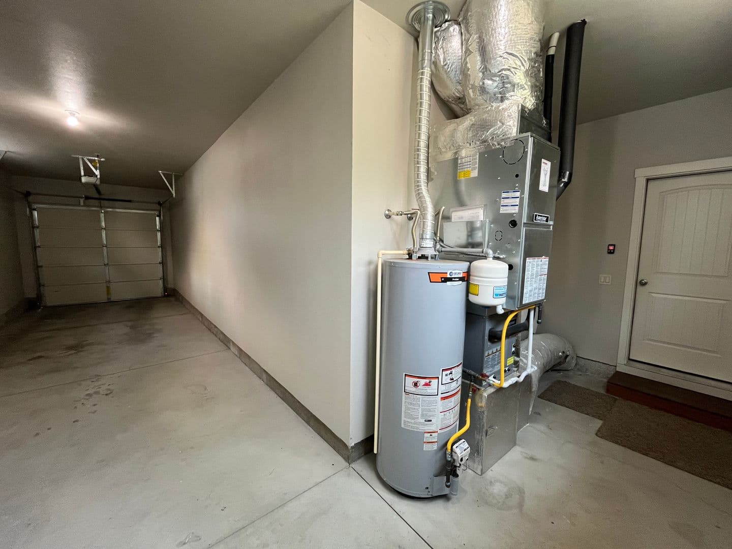Bend Townhome: 63159 NE De Haviland St