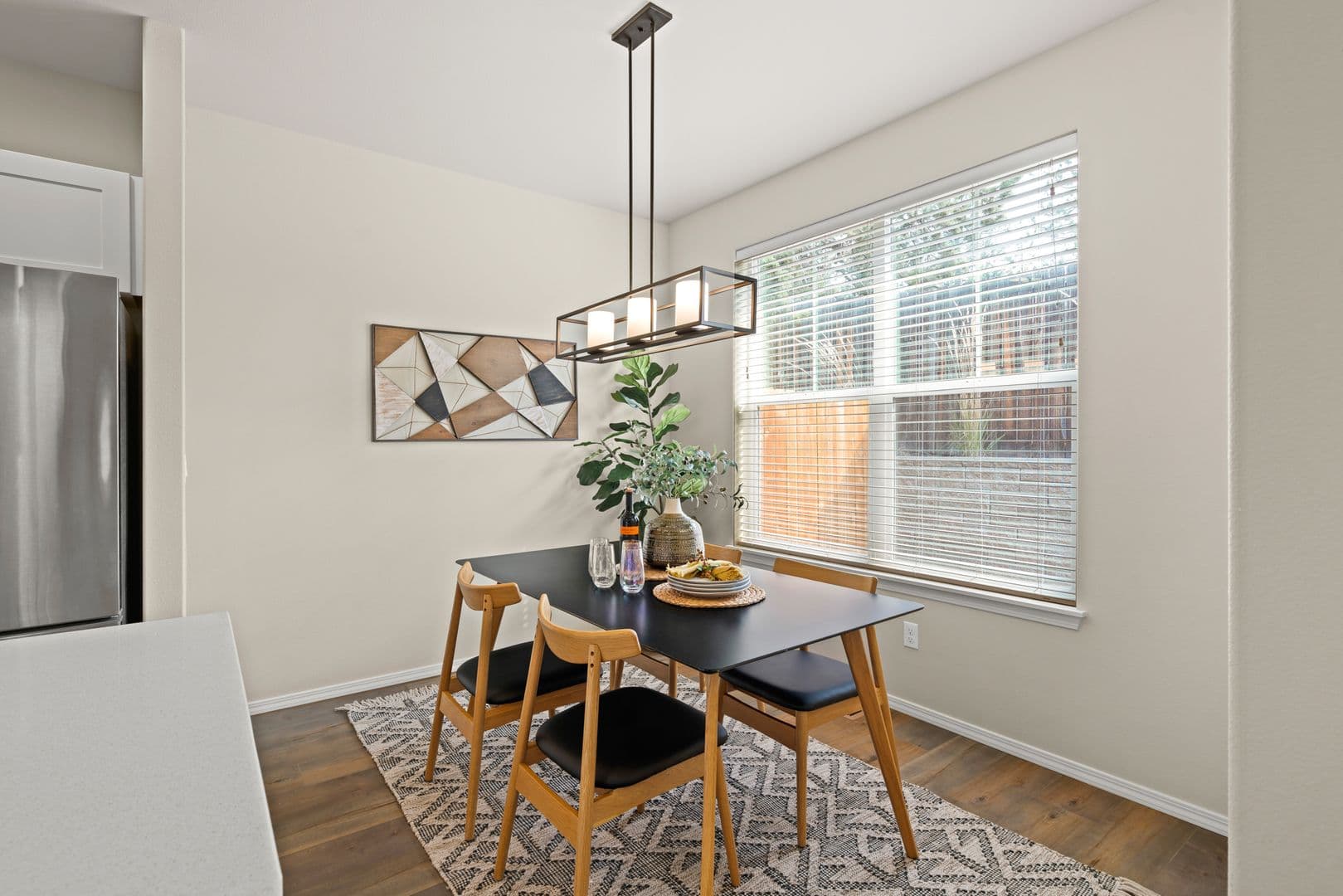Bend Townhome: 2376 NE 6th St