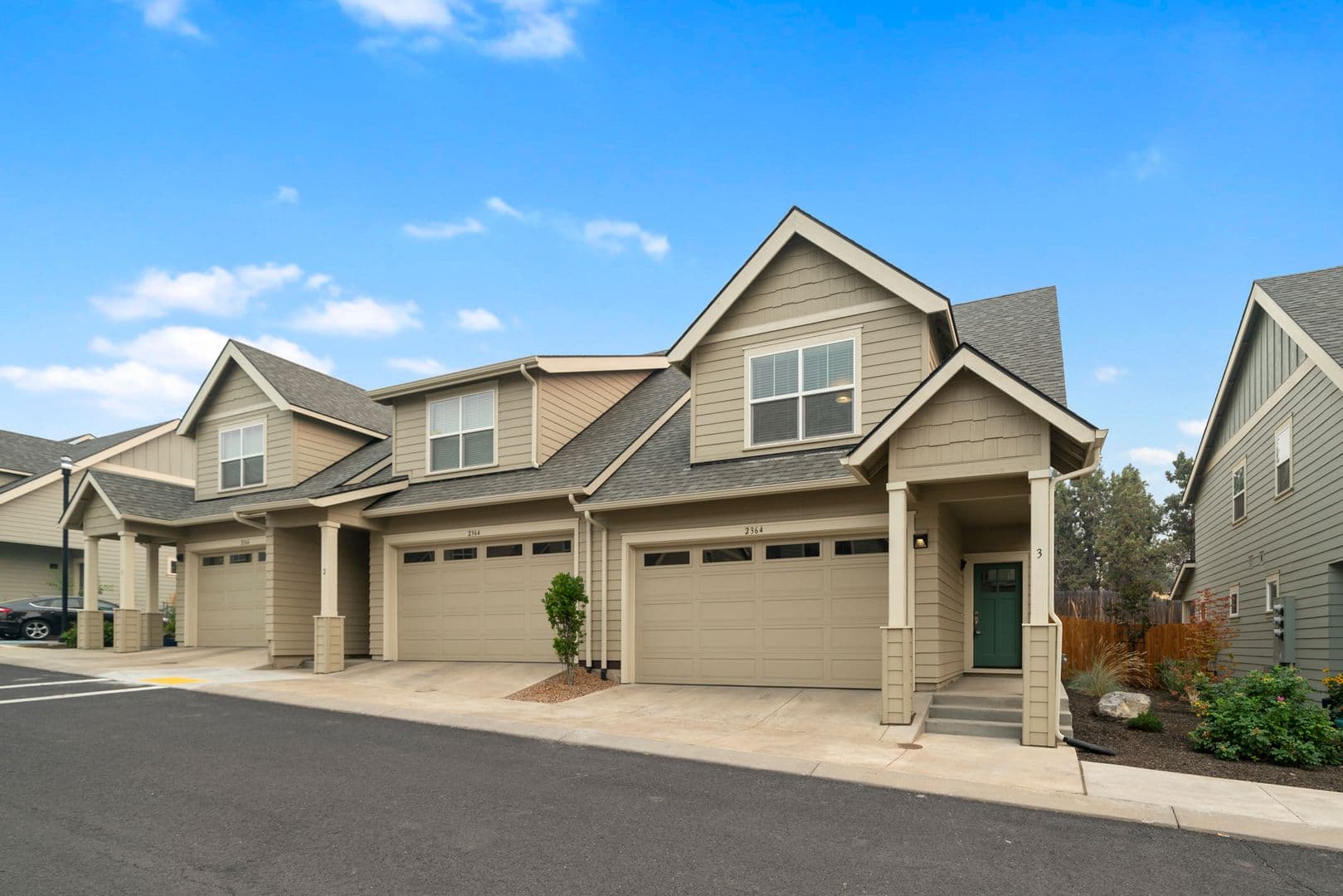 Bend Townhome: 2376 NE 6th St