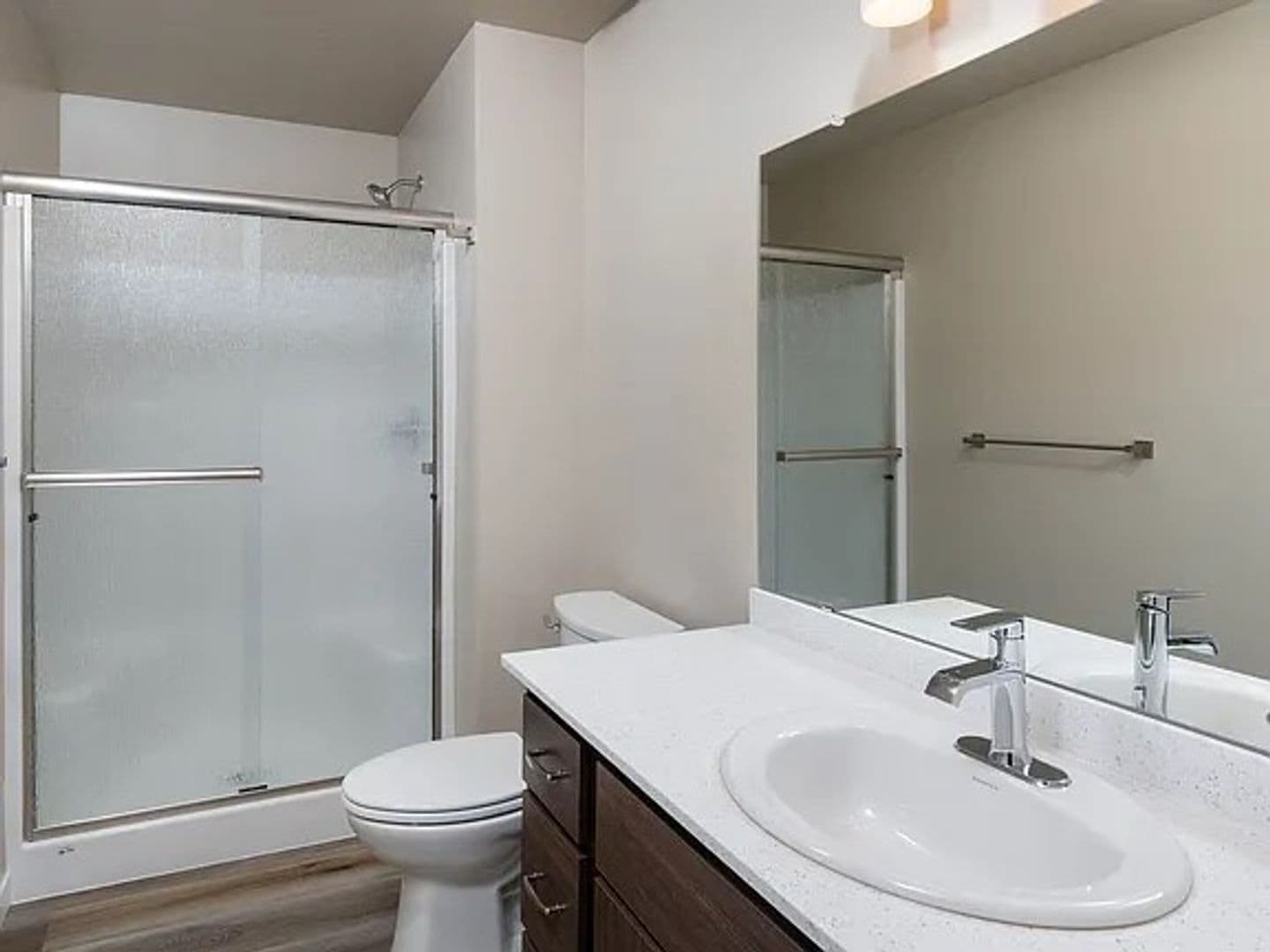 Redmond Apartment: 2000 SW Salmon Ave